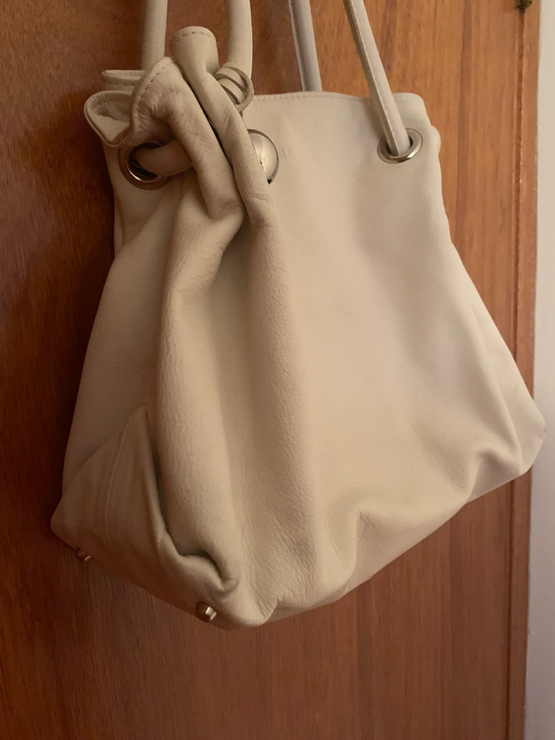 Furla Cream Leather  Shoulder Bag - photo 3