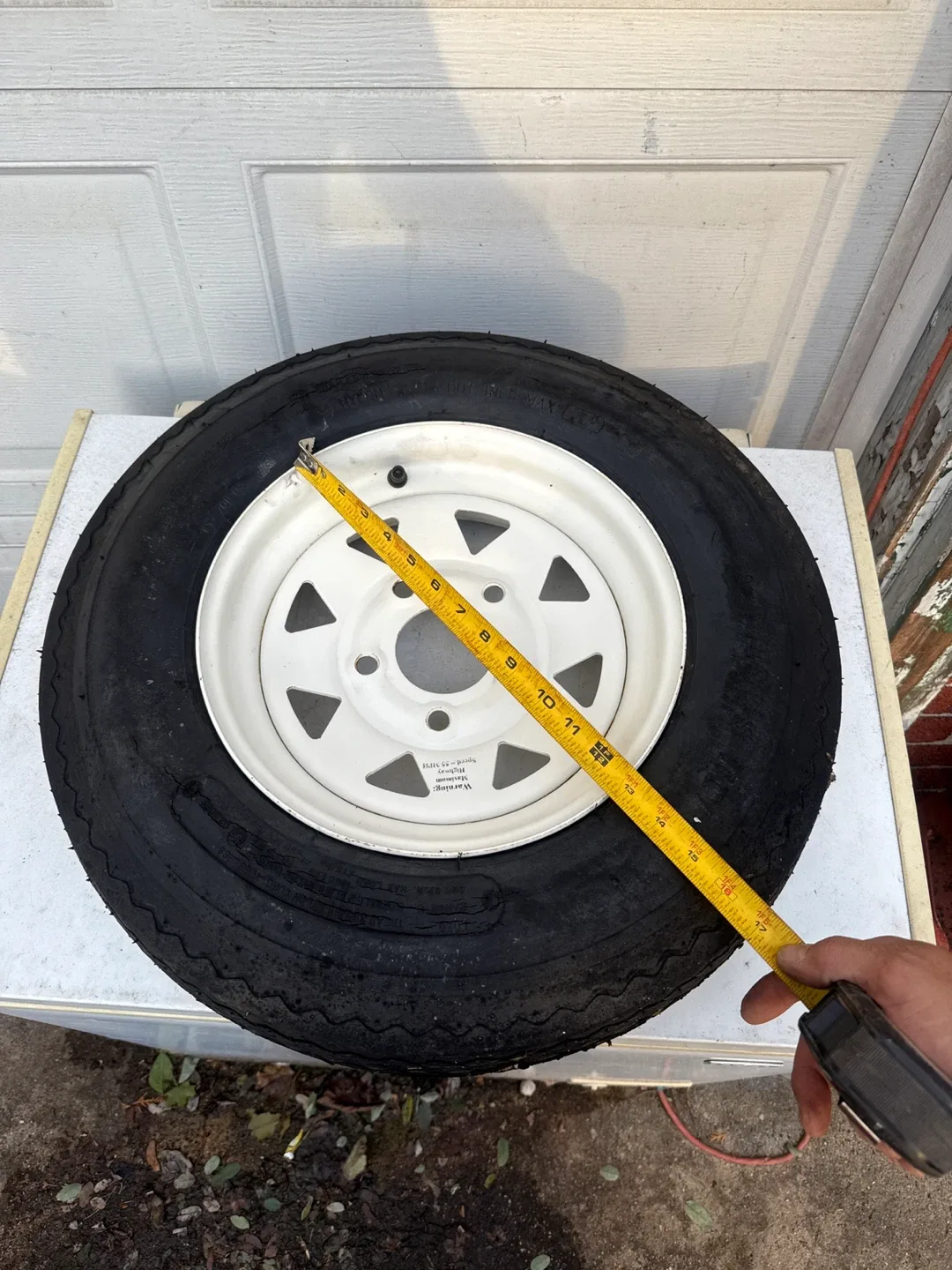 5.30-12 Trailer Tire with White Wheel image indicator(2)