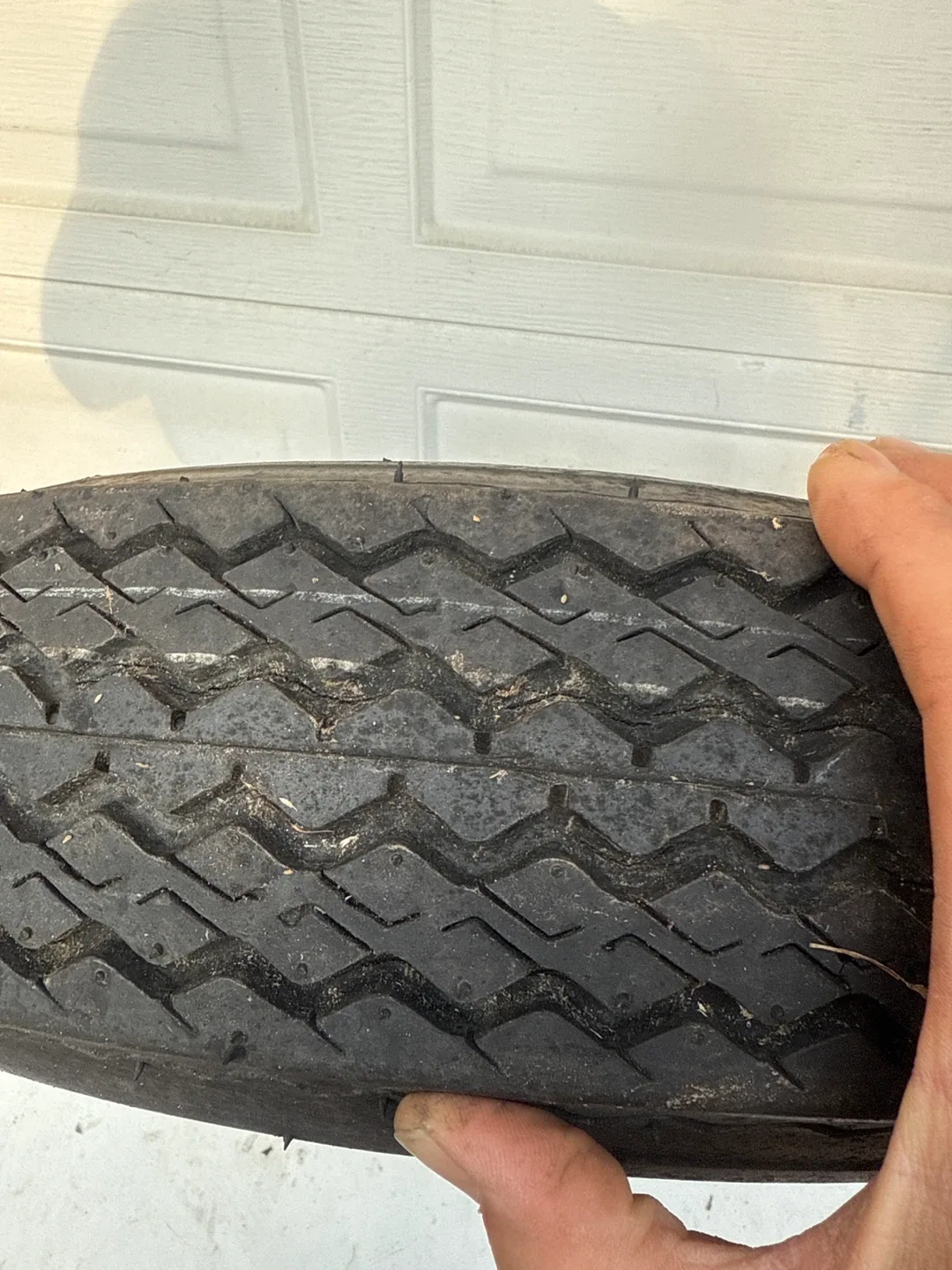 5.30-12 Trailer Tire with White Wheel image indicator(4)