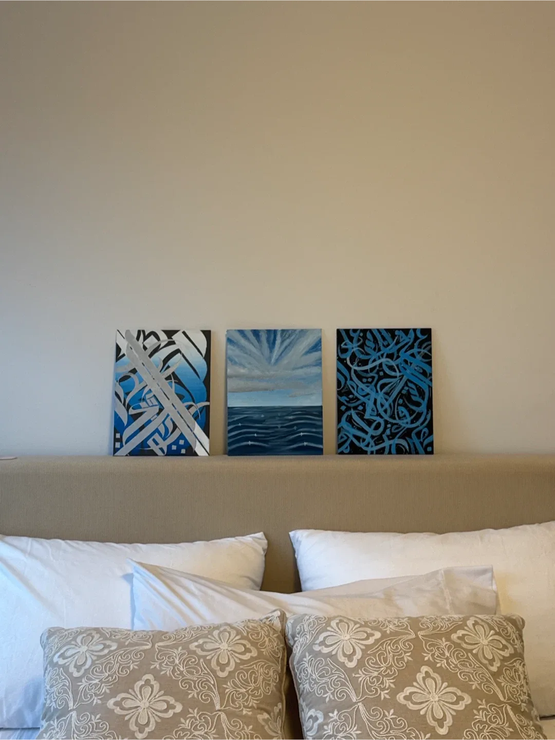 Set of 3 Abstract Arabian Calligraphy Canvas image indicator(2)