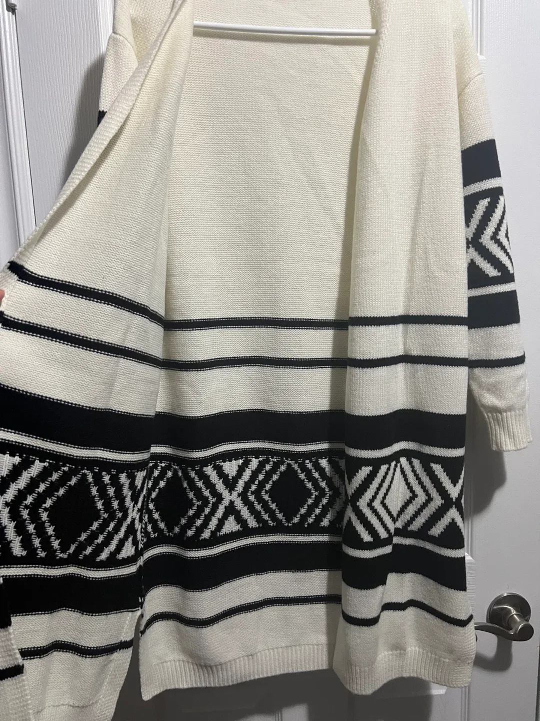 Suzy Shier XS Cardigan image indicator(8)