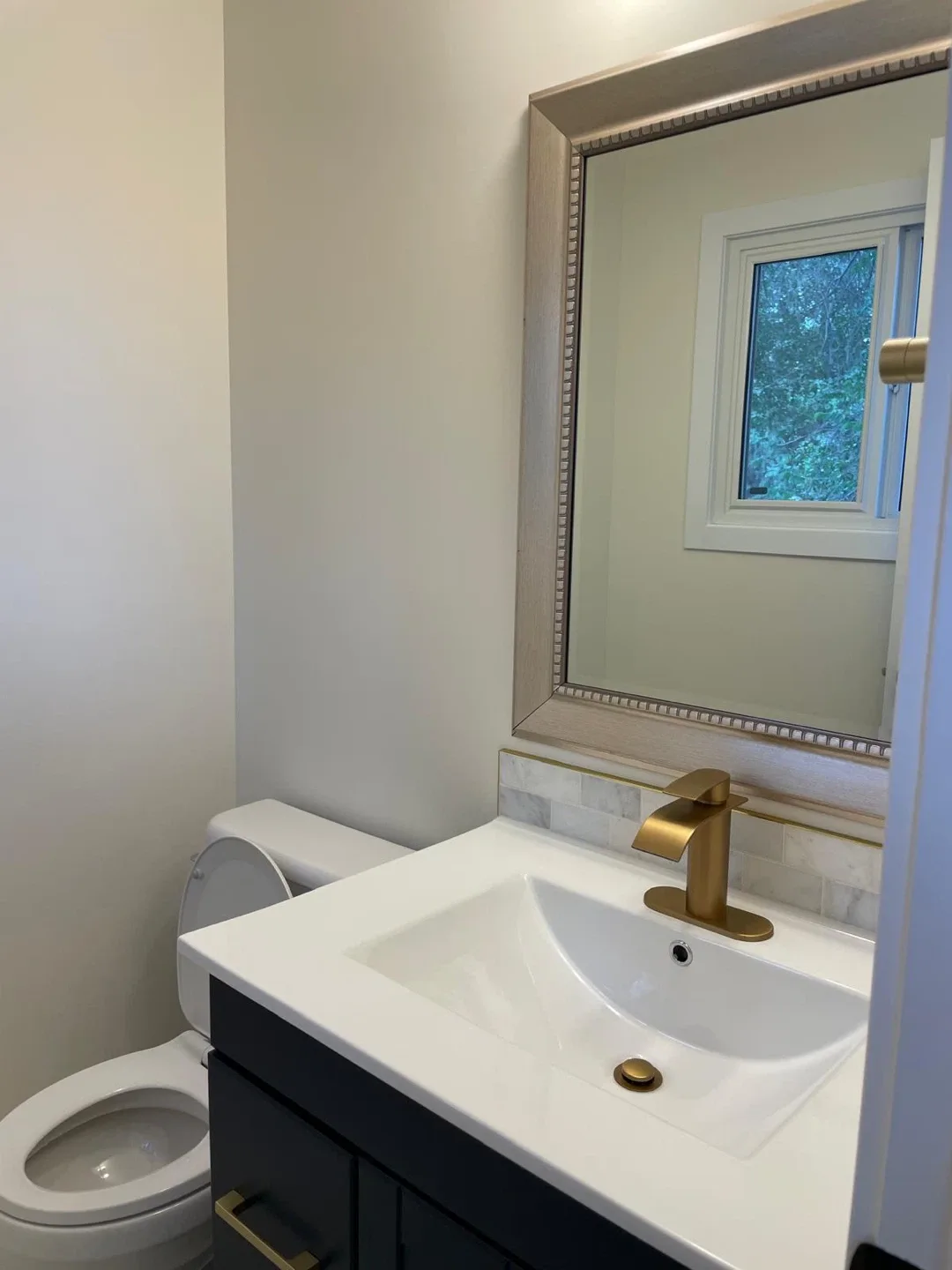 Century Park Single House Rental ($2200 / month) image indicator(8)