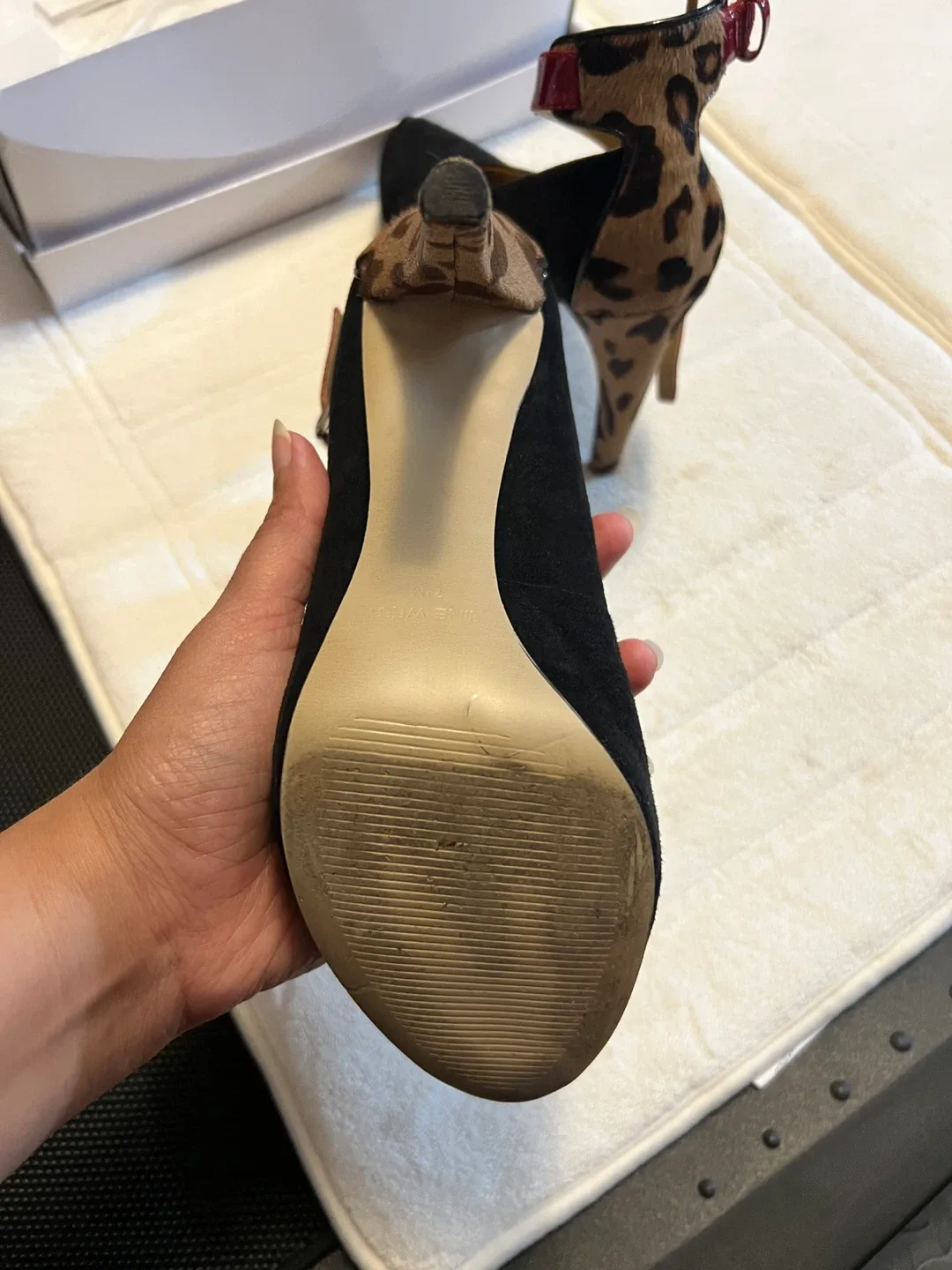 Nine West Black Suede Heels Size 7.5 image indicator(4)