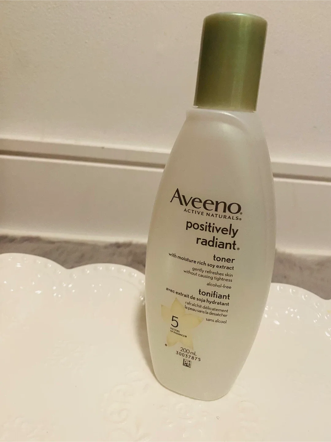 New Aveeno Positively Radiant Toner thumbnail