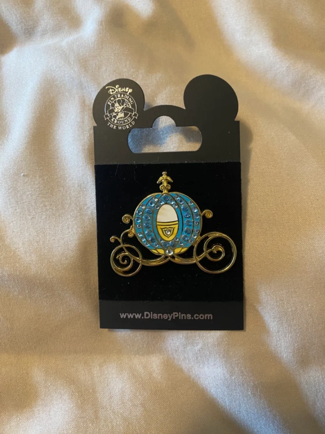 Disney Pin Trading Cinderella Carriage Pin
