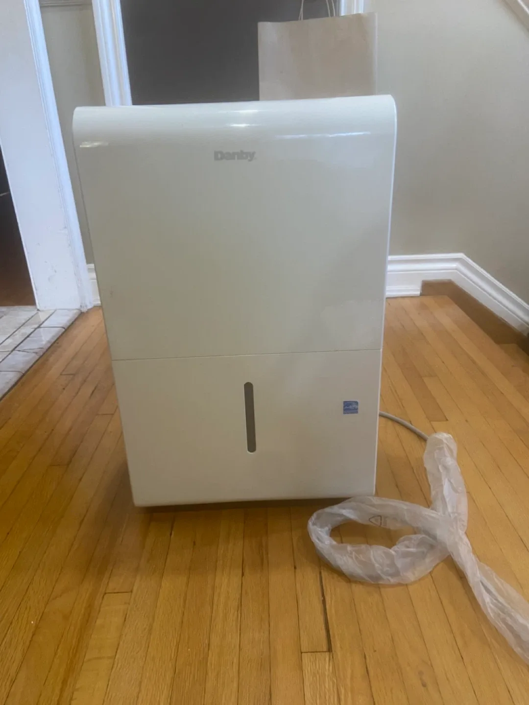 Danby DDR340BFCWDB Dehumidifier thumbnail