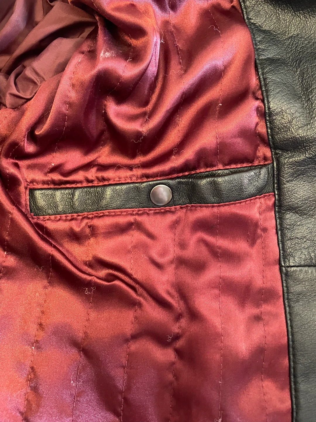 Women’s black genuine leather jacket. Small - photo 4