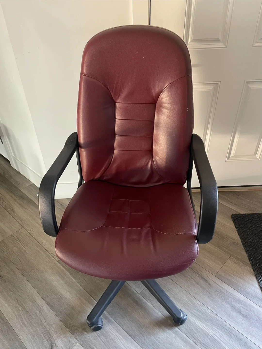 Burgundy Office Chair thumbnail
