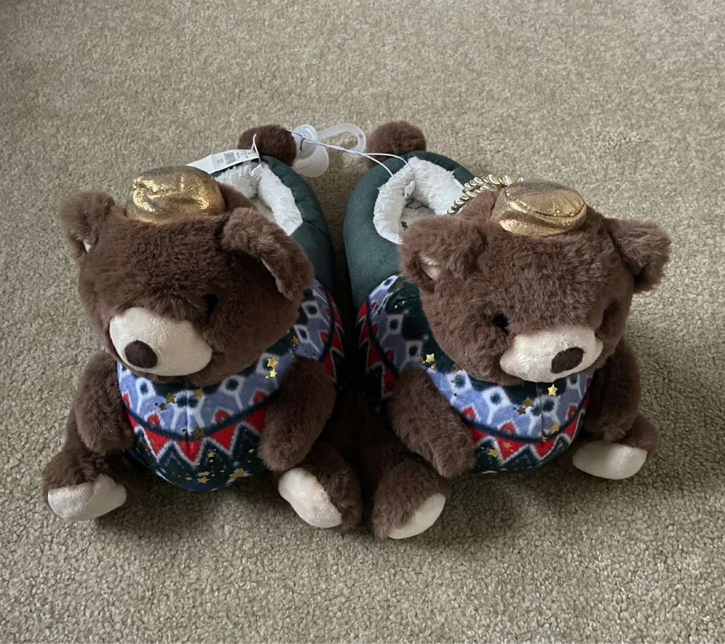 BRAND NEW aerie slippers (Small) thumbnail