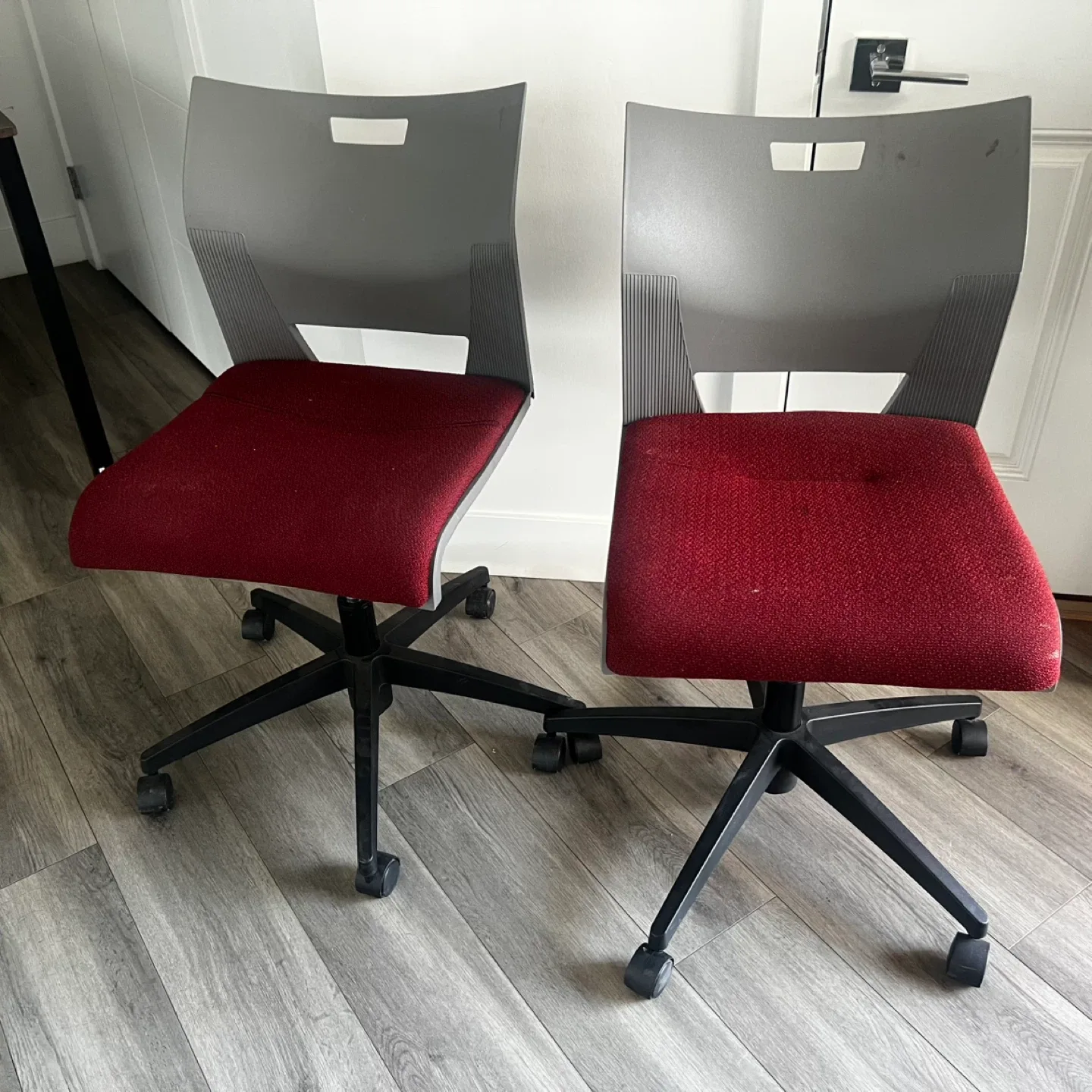 Office Chairs thumbnail