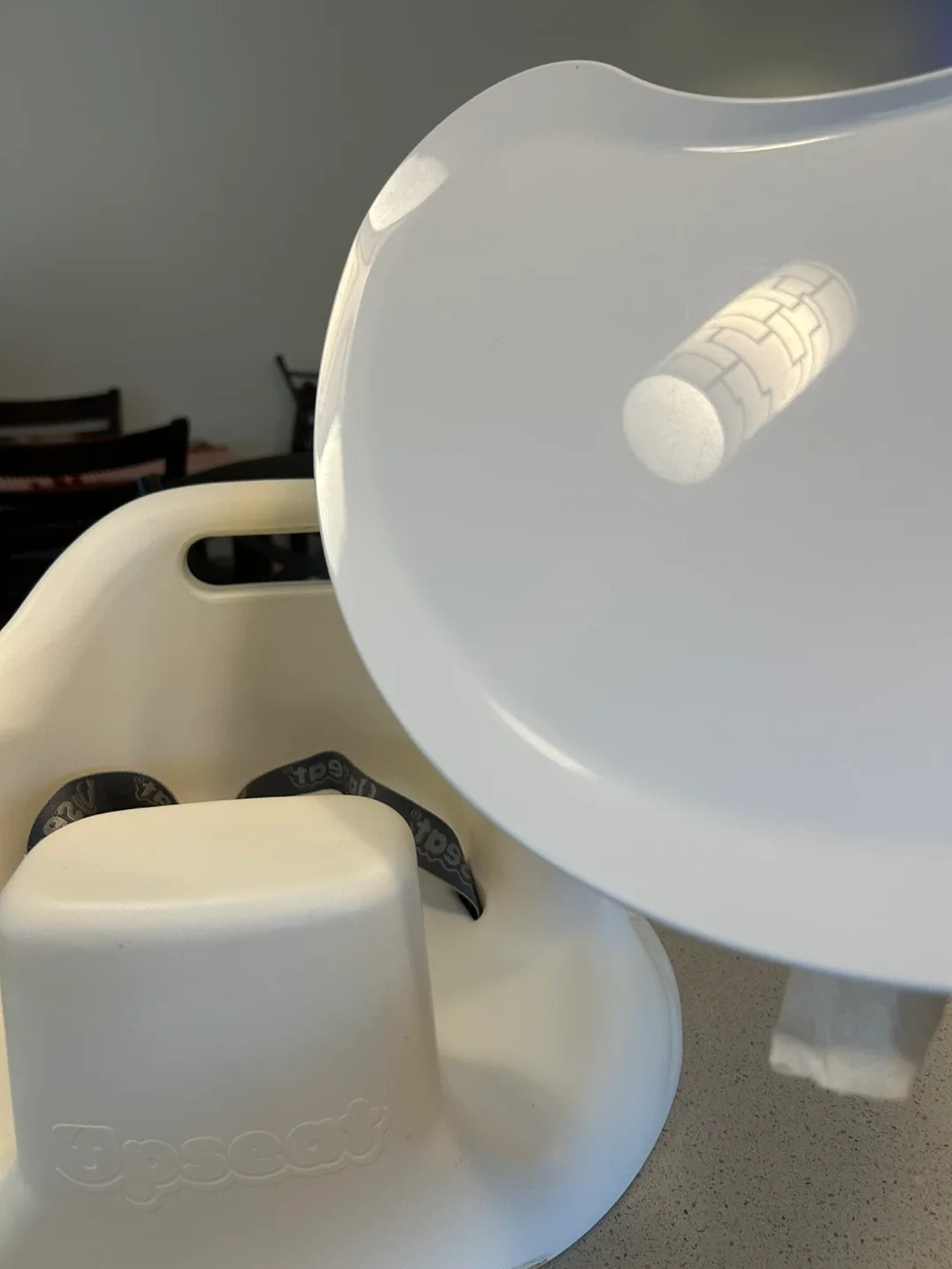 Upseat 3-in-1 Ergonomic Baby Floor Seat & Booster Chair image indicator(4)