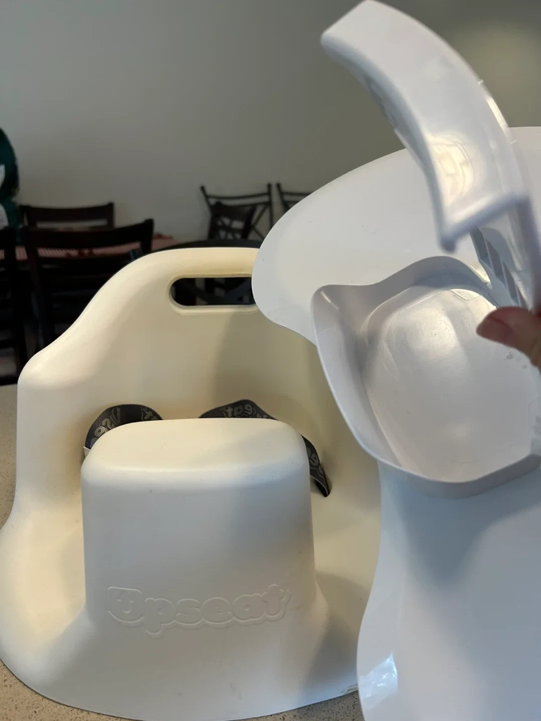 Upseat 3-in-1 Ergonomic Baby Floor Seat & Booster Chair image indicator(3)