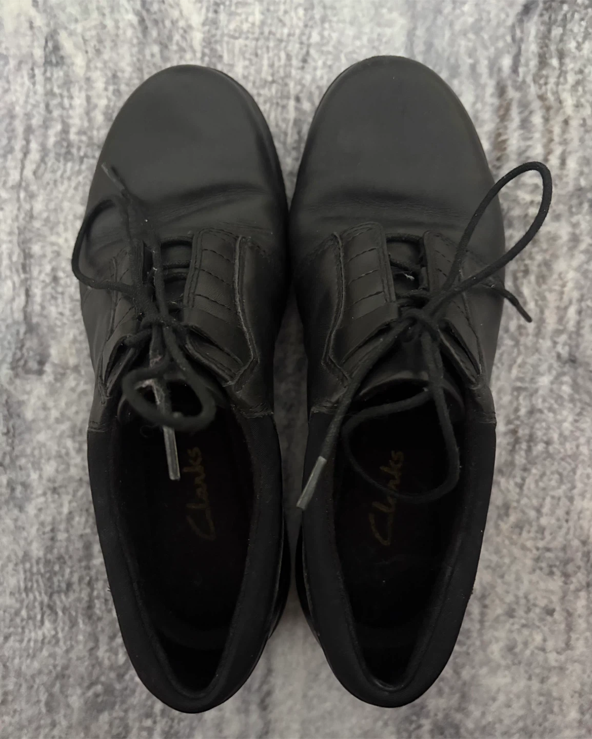Clarks dress shoes (Worn once, like new) (Size 6) (Women’s)