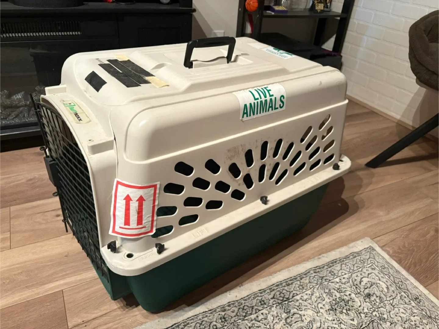 Petmate Sky Kennel Pet Carrier image indicator(2)