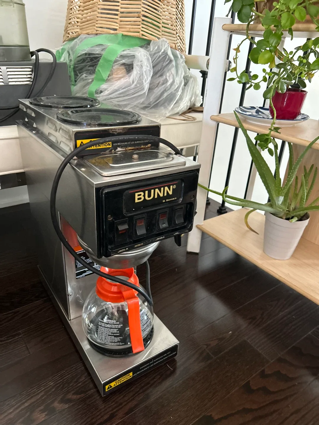 BUNN B Series Coffee Brewer image indicator(2)