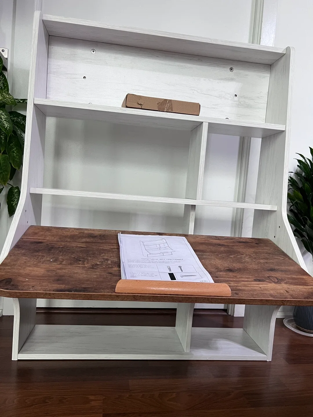 Wall Mounted Floating Desk with Hutch image indicator(2)