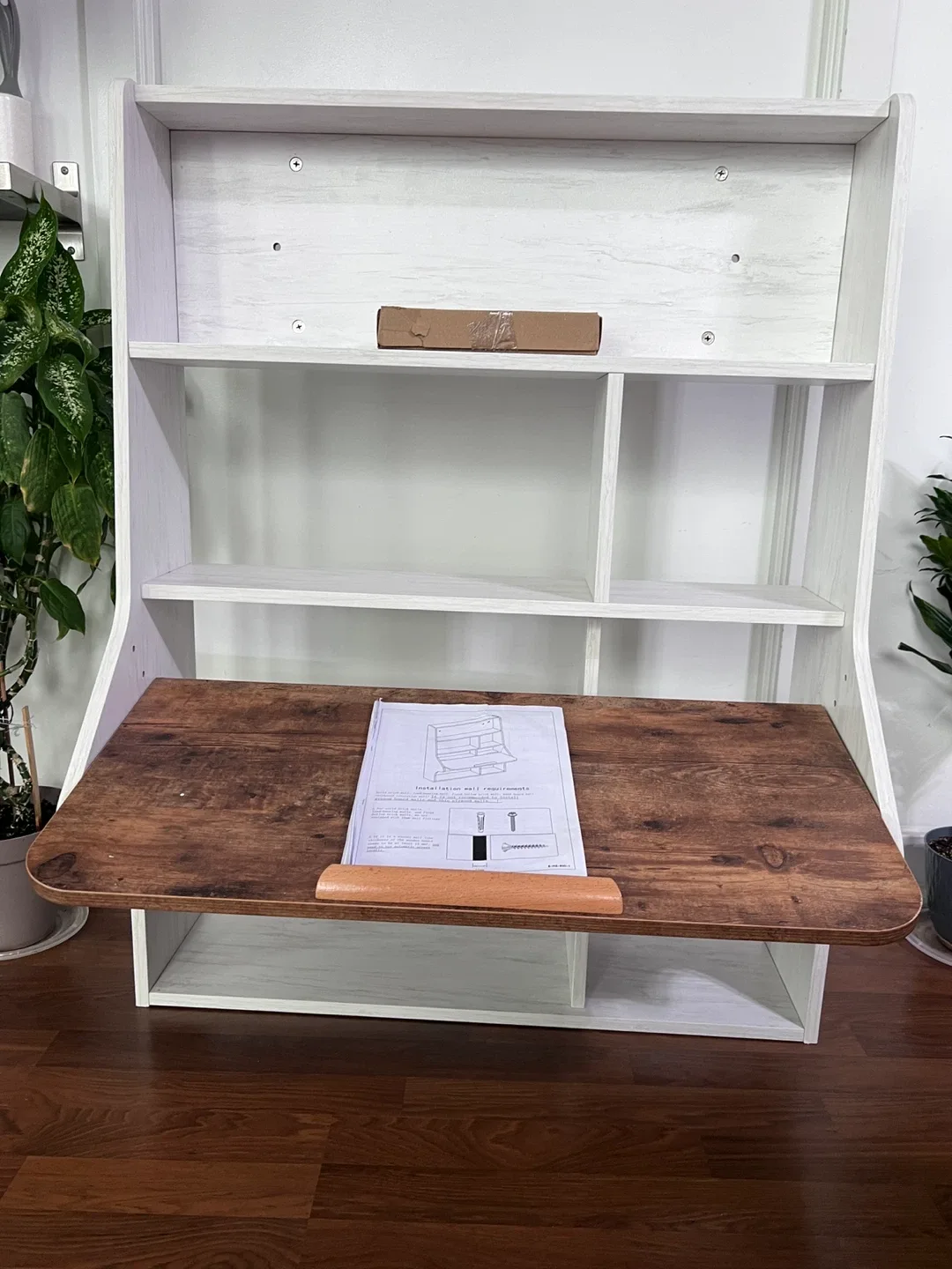 Wall Mounted Floating Desk with Hutch image indicator(3)