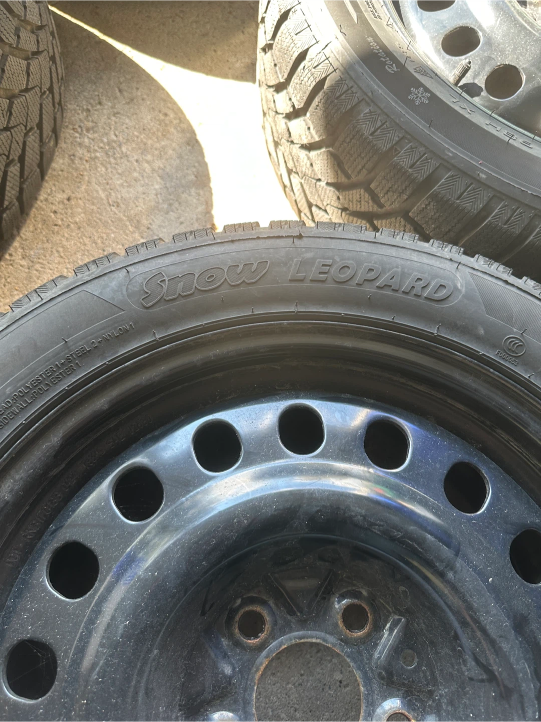 4x Snow Leopard Winter Tires 225/50R17 - photo 3