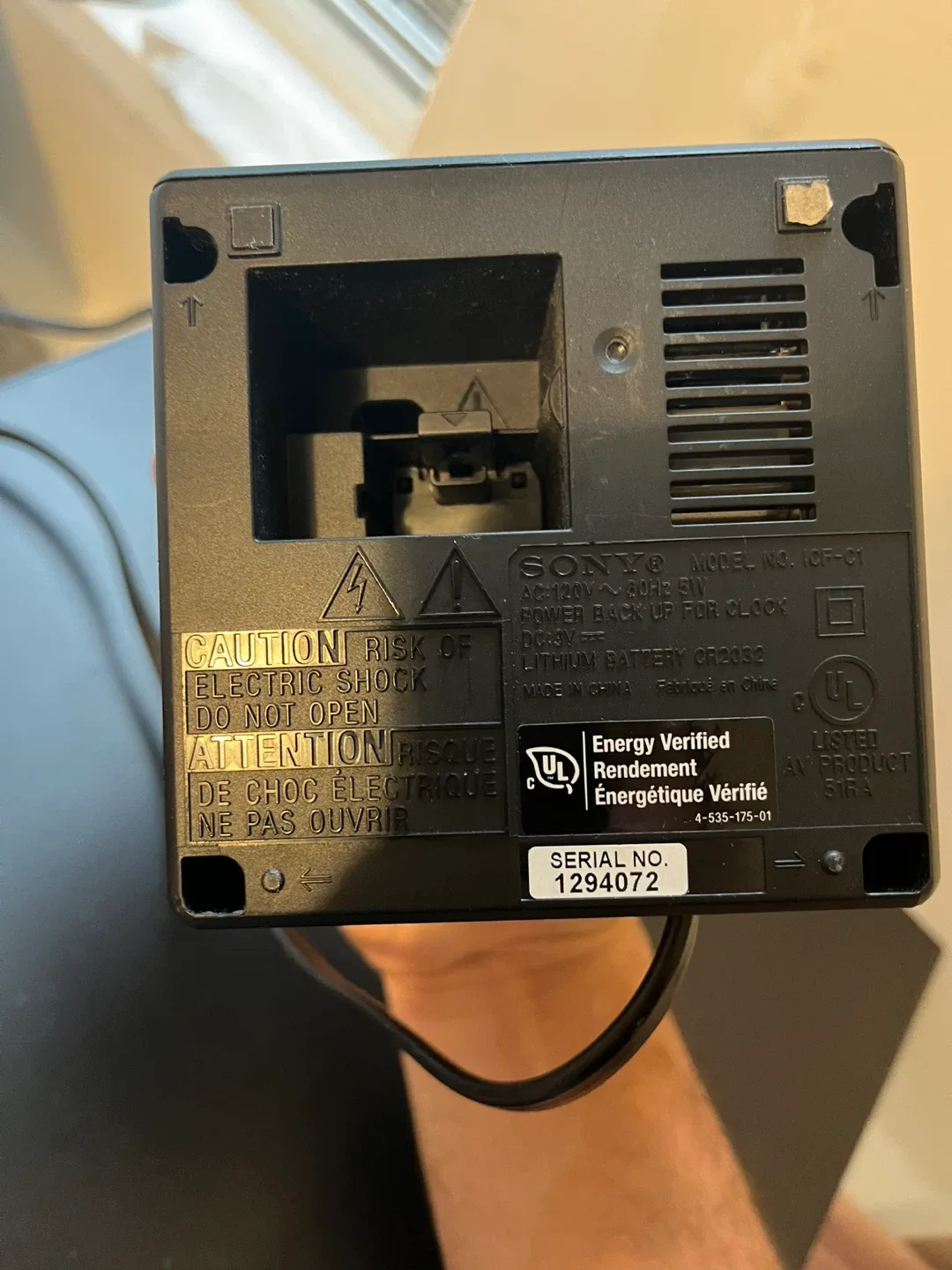 Sony ICF-C1 Alarm Clock Radio LED image indicator(6)