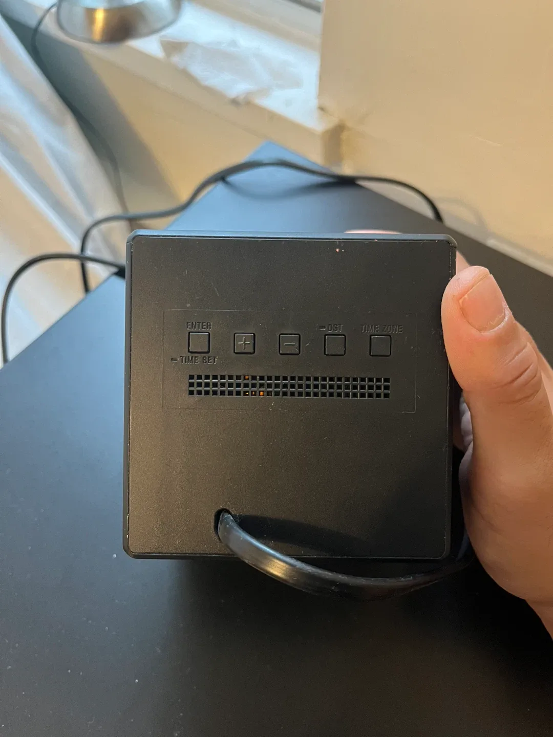 Sony ICF-C1 Alarm Clock Radio LED image indicator(5)