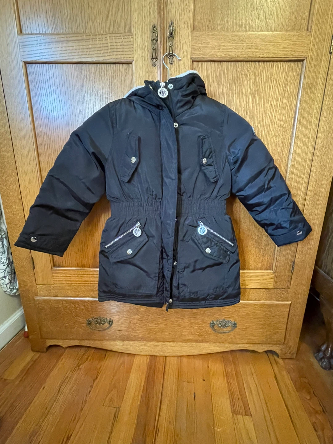 Girl DKNY Coat. Size 6x - photo 4