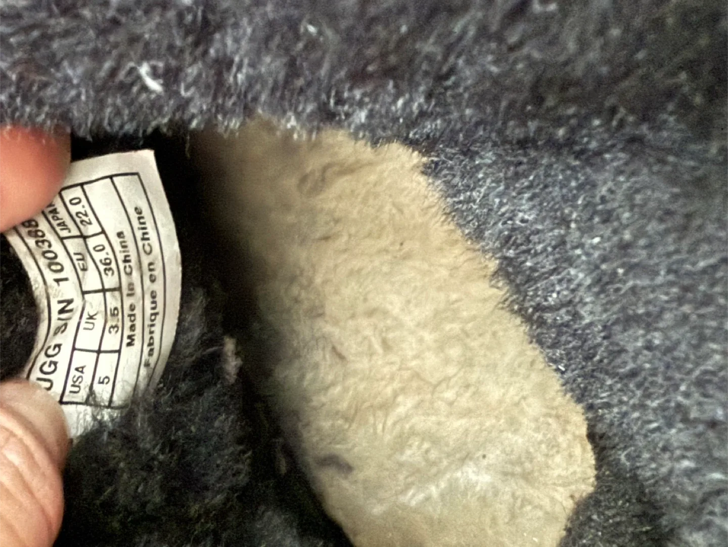 UGG Boots Size 5 - Black image indicator(3)