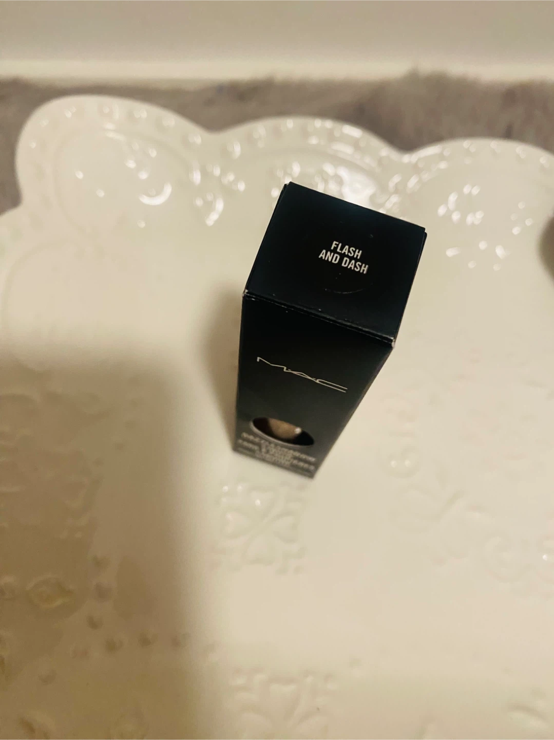 New (Unopened) MAC Dazzleshadow Liquid - Flash and Dash - photo 4