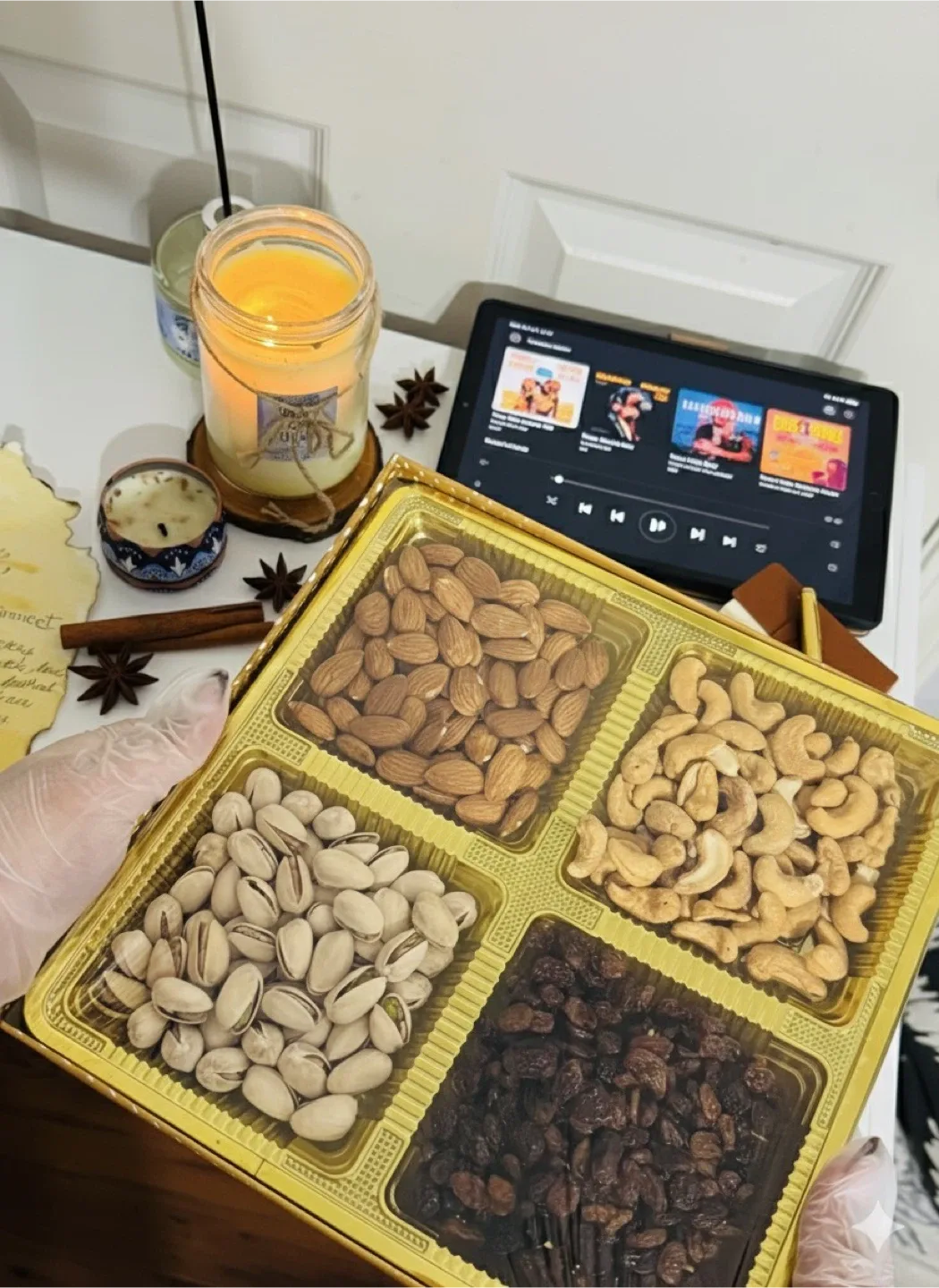 The Royal Gift Box with a Personalized Letter 💌🪔 image indicator(4)