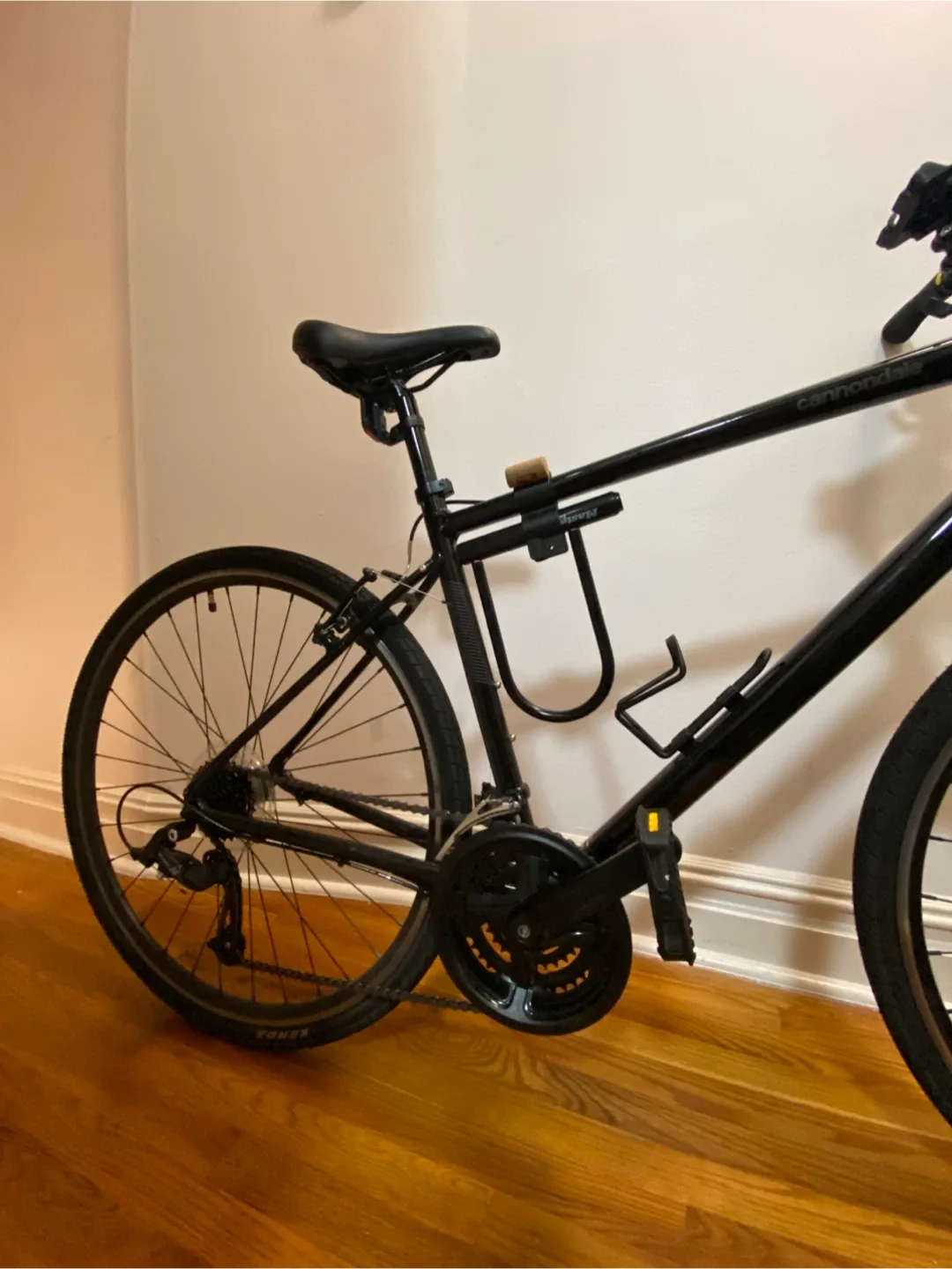 Cannondale Quick Bike - Black image indicator(3)