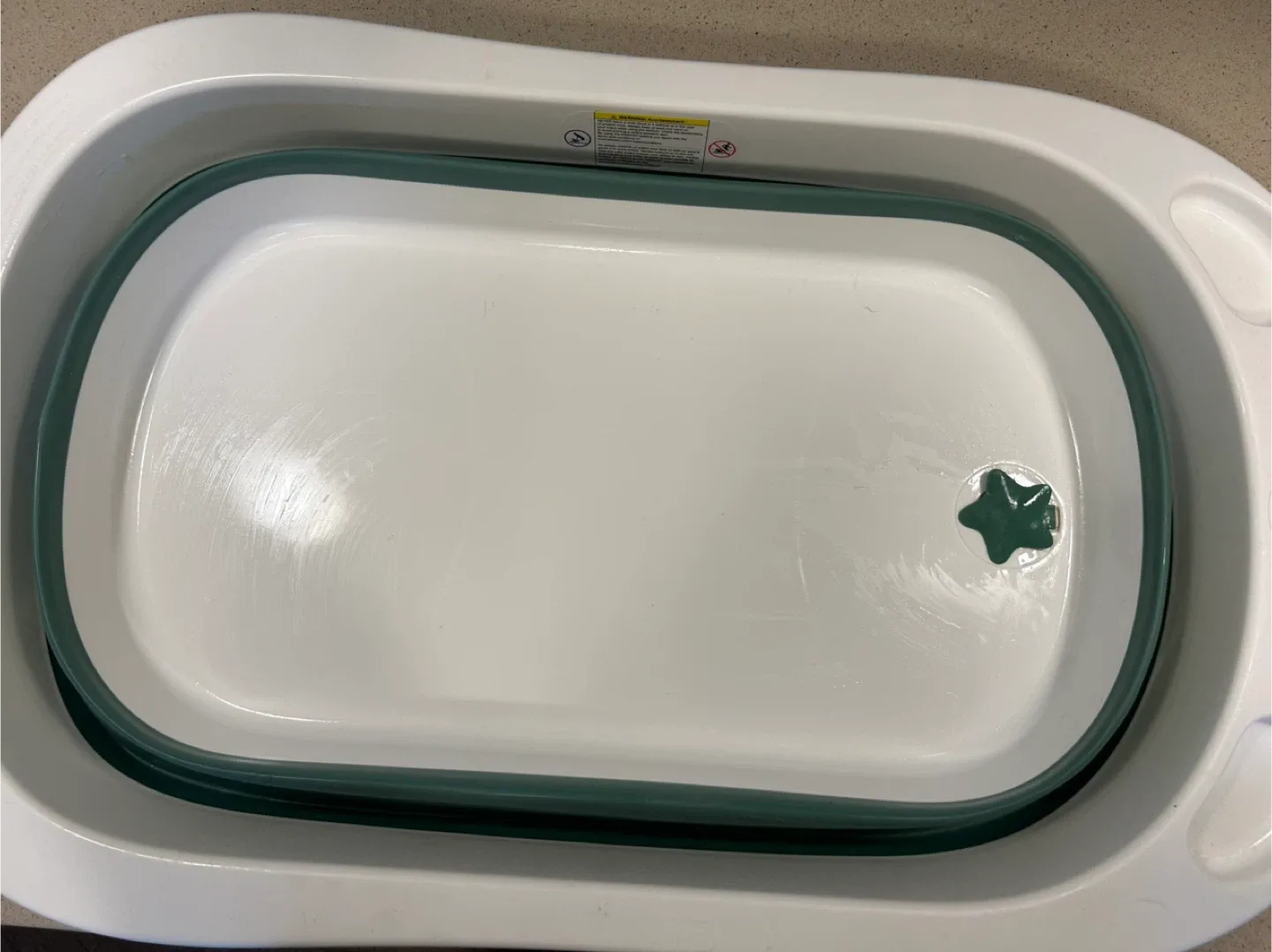 Collapsible Baby Bathtub - White & Green image indicator(4)