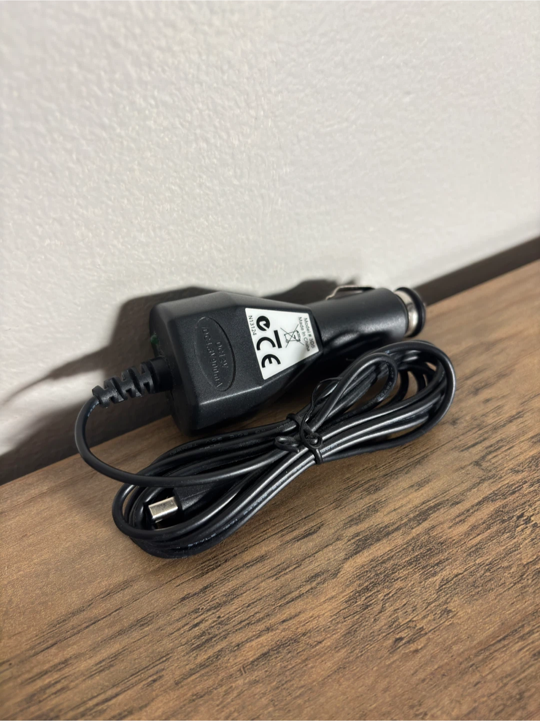 Nintendo 3DS Car Charger (DC 12V) - Secure Now! - photo 2