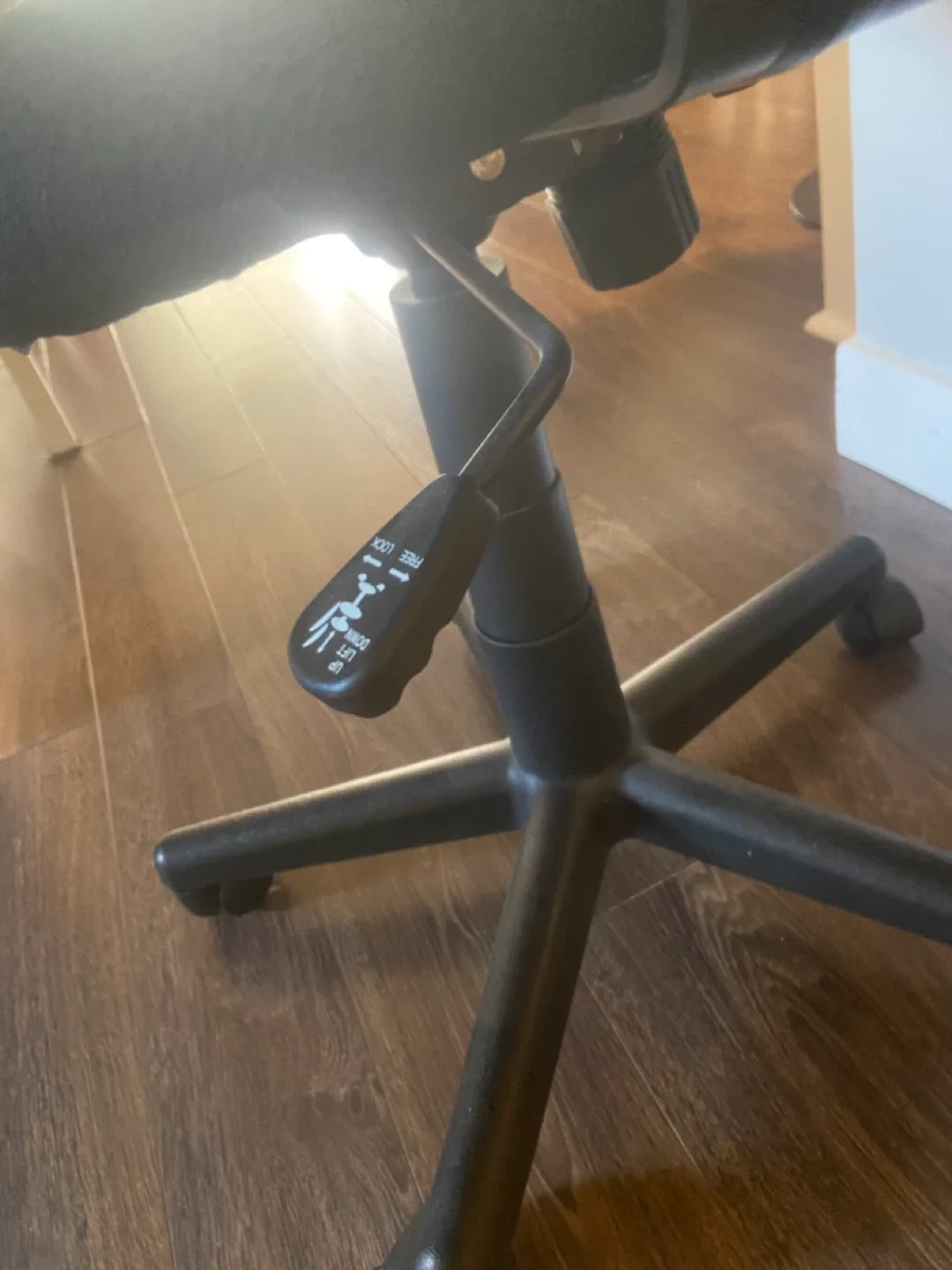 Black Office Chair image indicator(3)