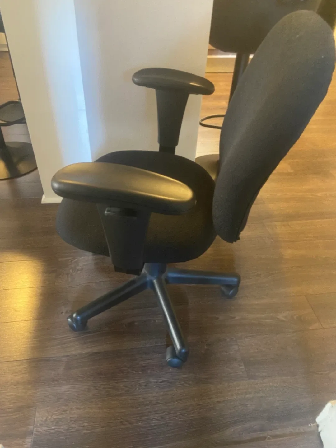 Black Office Chair image indicator(2)