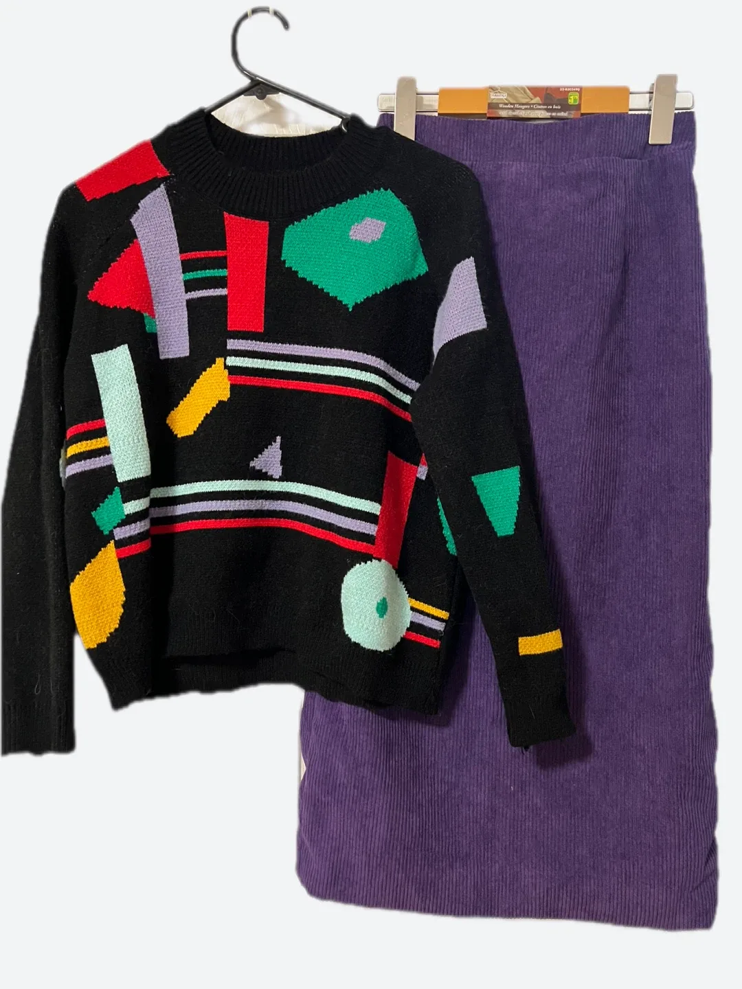 Colorful Geometric Knit Sweater & Purple Corduroy Skirt Set image indicator(4)