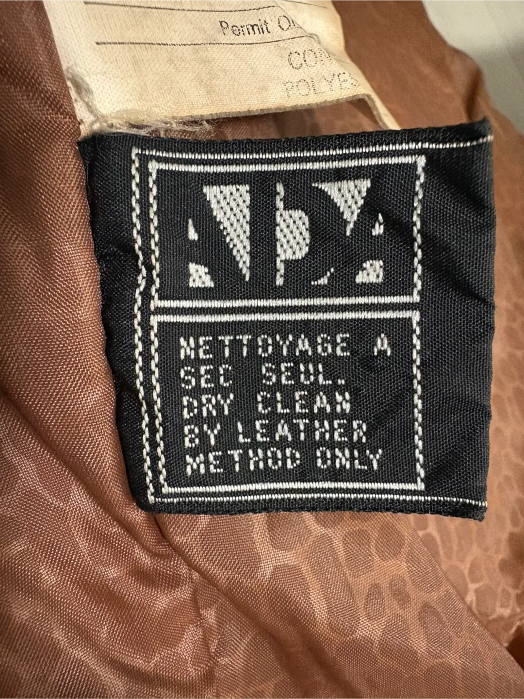 Vintage Brown Leather Jacket - Size L image indicator(7)