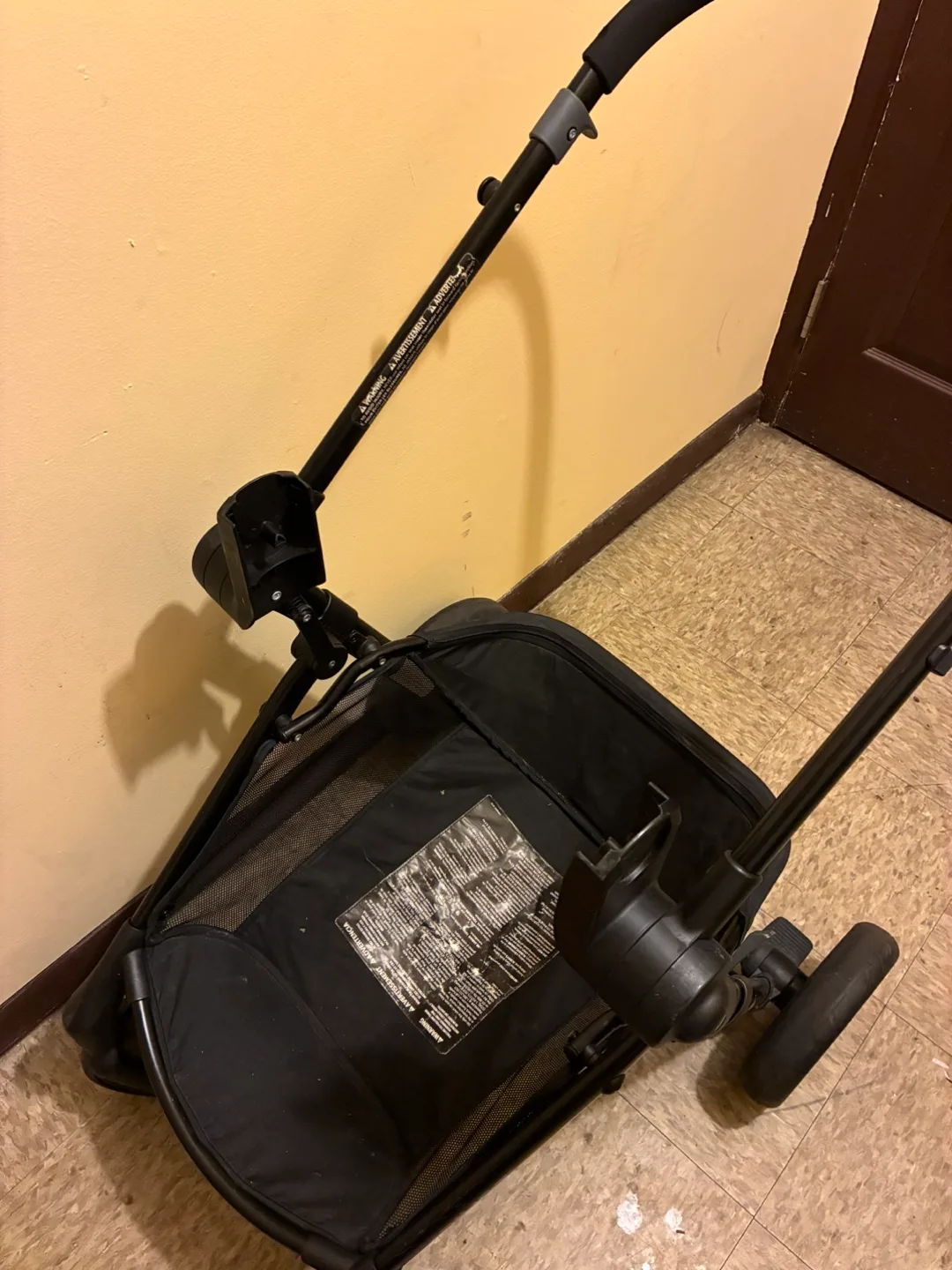 Evenflo Pivot Travel System image indicator(6)