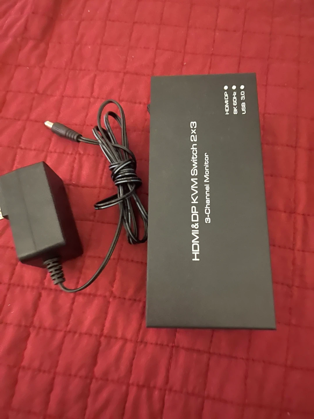 HDMI&DP KVM Switch 2x3 - 3-Channel Monitor