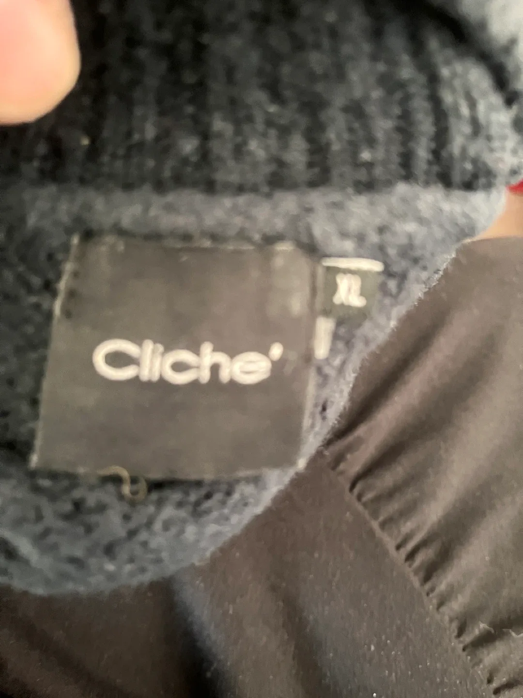 Cliché Black Floral Embroidered Sweater - XL image indicator(4)