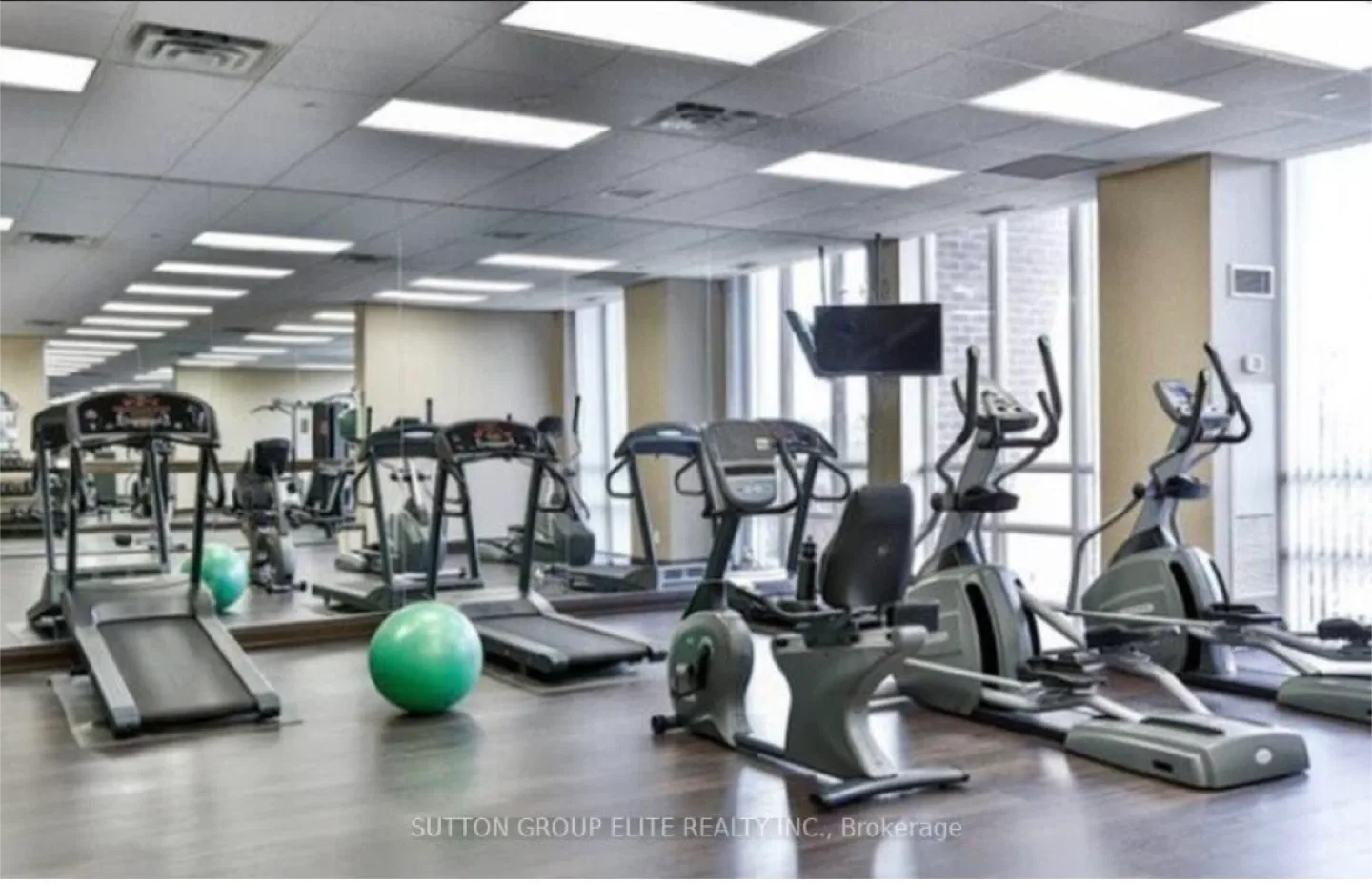 Condo for Rent - immediate availability image indicator(5)