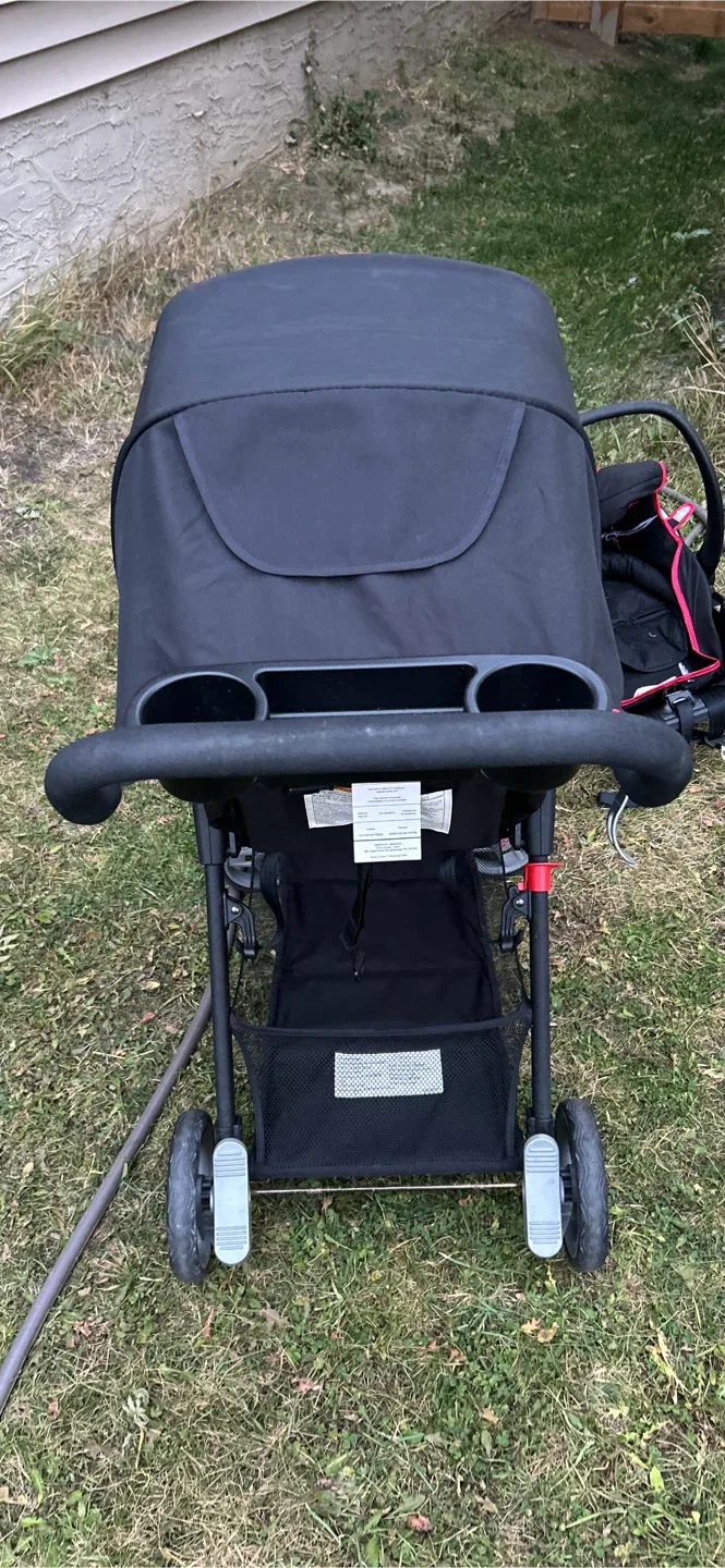 Cosco Stroller - Red & Black image indicator(7)