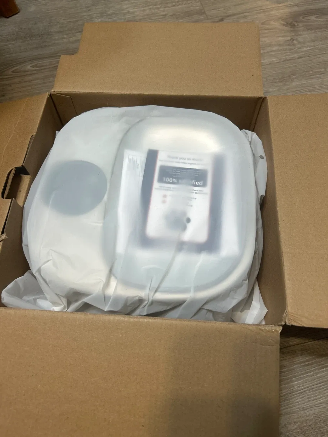 Sarpaws Pet Water Fountain - New in Box! image indicator(3)