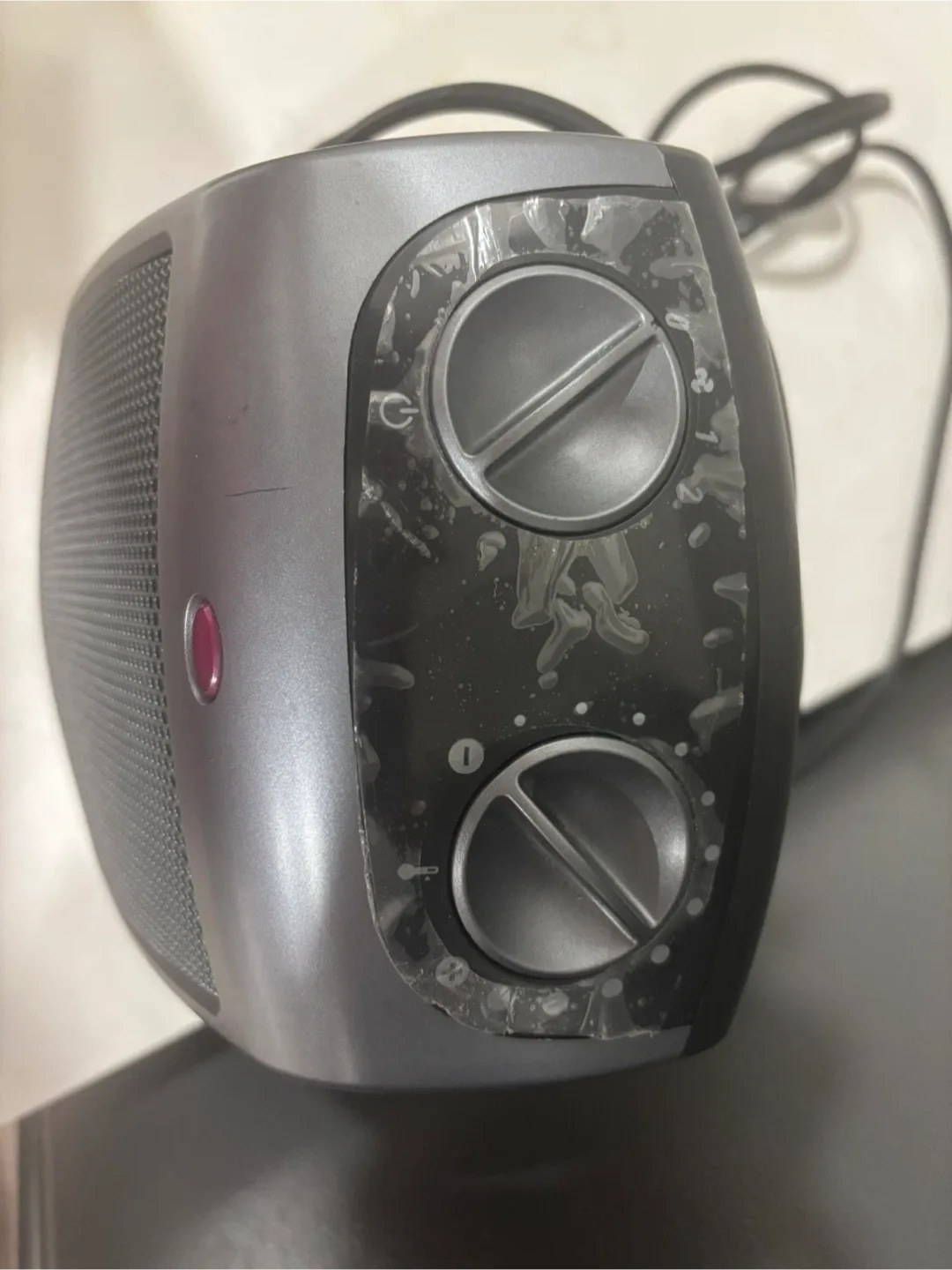 Lasko Portable Ceramic Electric Heater image indicator(2)