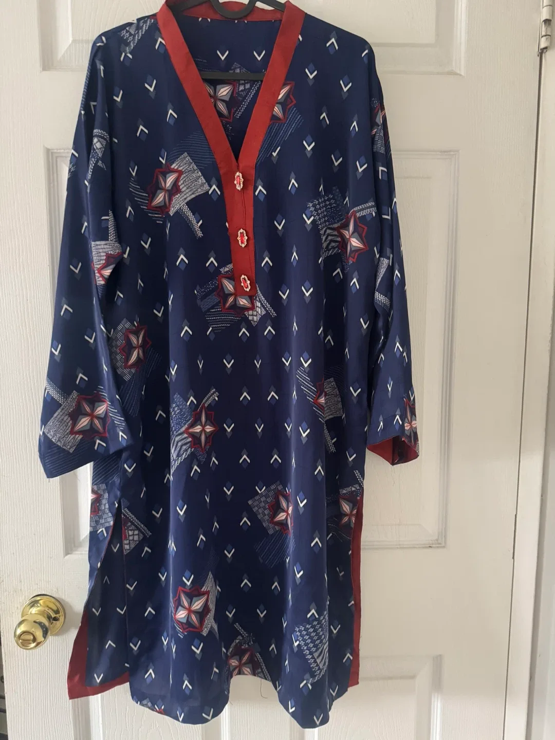 Silk Patterned Navy Blue Tunic xL image indicator(4)