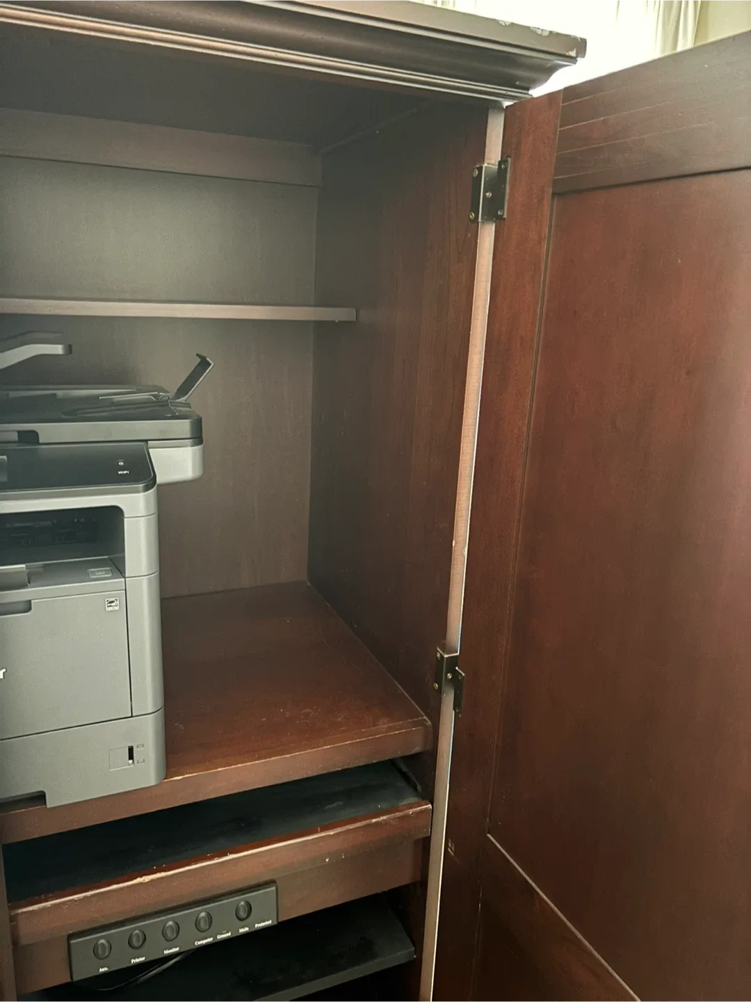 Wooden computer Armoire image indicator(5)