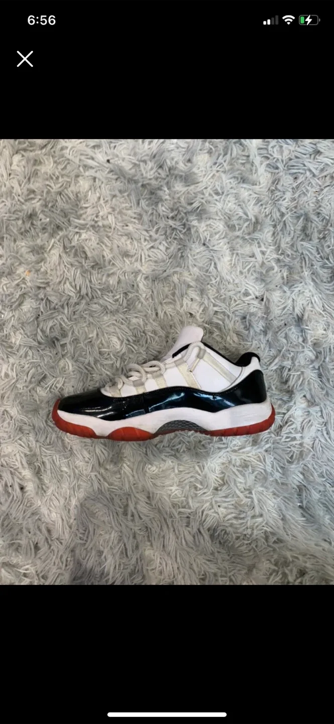 Air Jordan 11 Retro Concord image indicator(5)