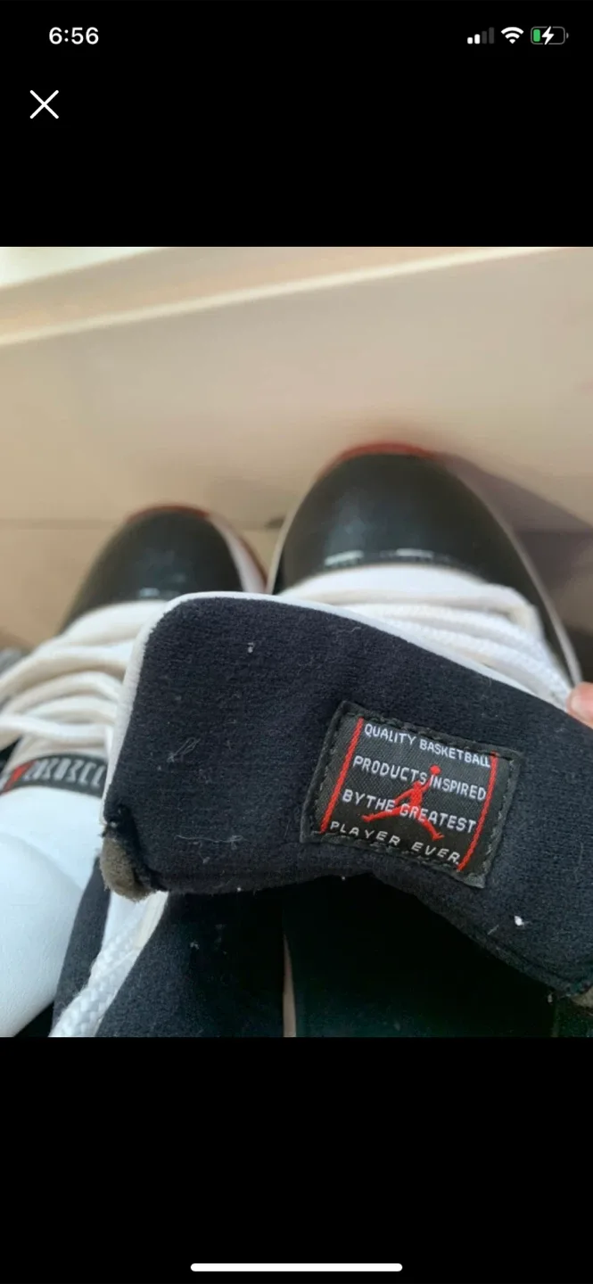 Air Jordan 11 Retro Concord image indicator(2)