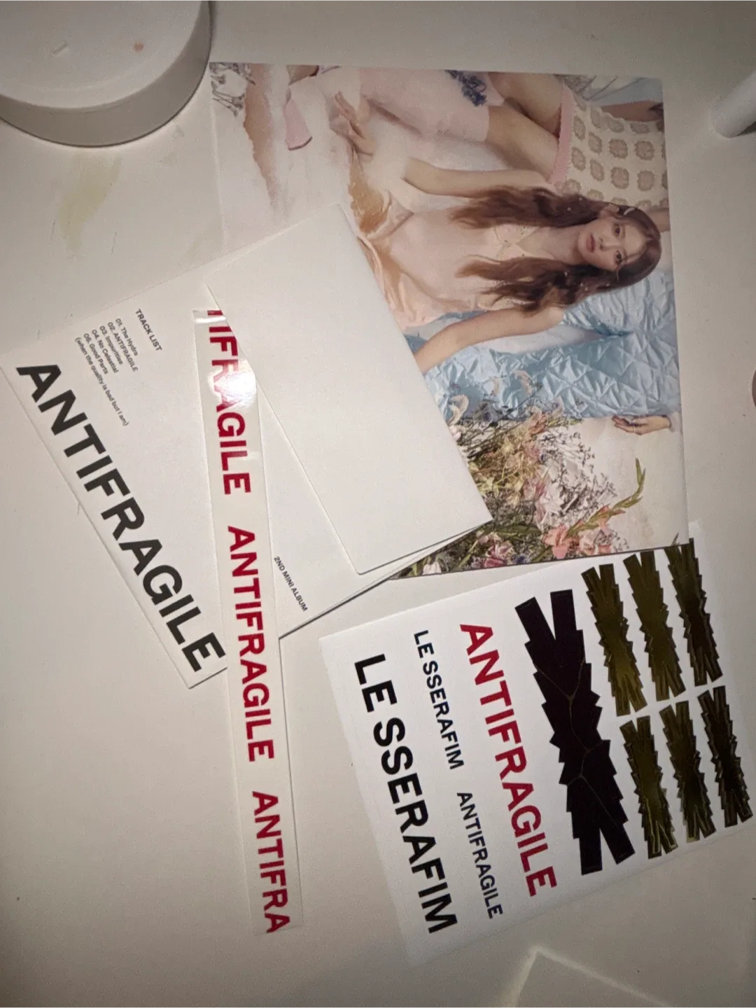 LE SSERAFIM - ANTIFRAGILE 2nd Mini Album image indicator(2)