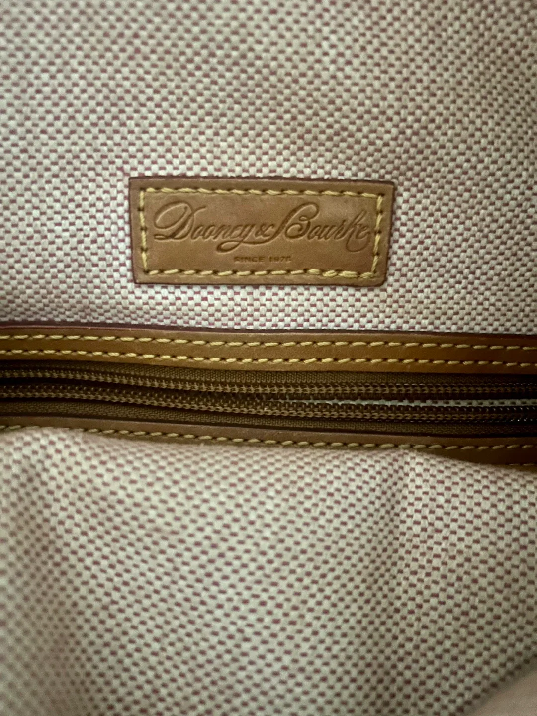 Dooney & Bourke pebble Leather Handbag image indicator(3)