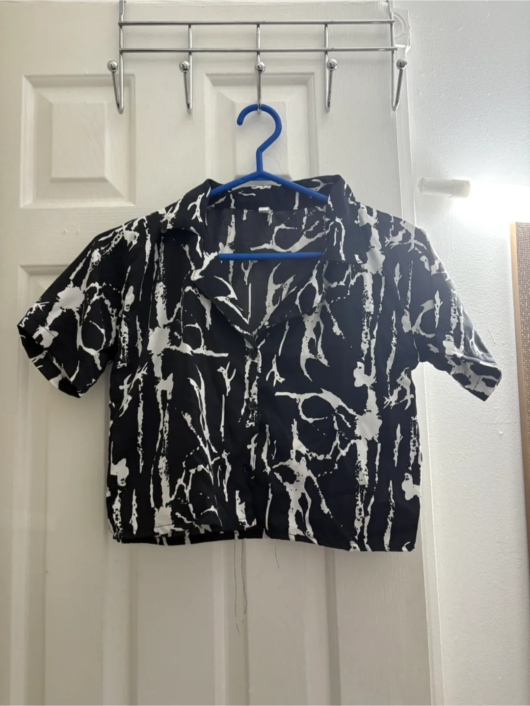 Black & White Patterned Short Sleeve Shirt thumbnail