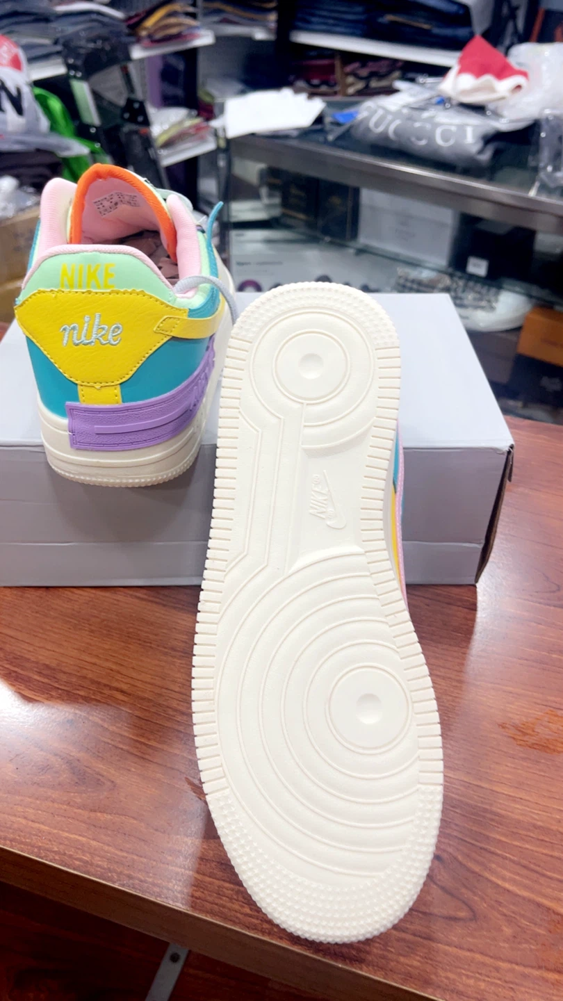 Nike Air Max Sneakers - photo 5